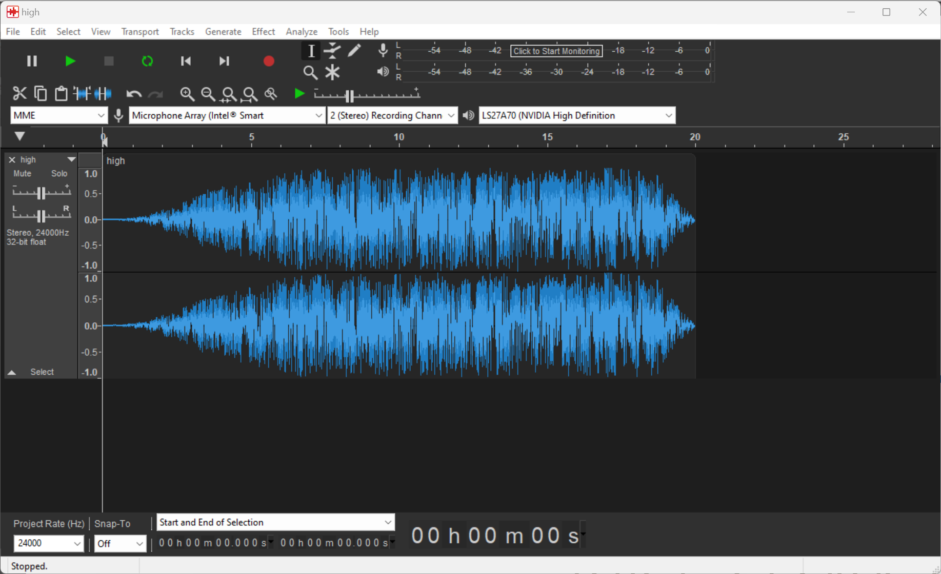 Captura de Tenacity (fork libre de Audacity), el editor multipista que la cápsula propone para preparar los clips MP3 de sonificación. Antes de tocar Tone.js o WebAudioFont en código, hay que cortar y normalizar audio — y Tenacity es la herramienta más simple para hacerlo sin coste. Paso 1 del flujo de sonificación del curso.